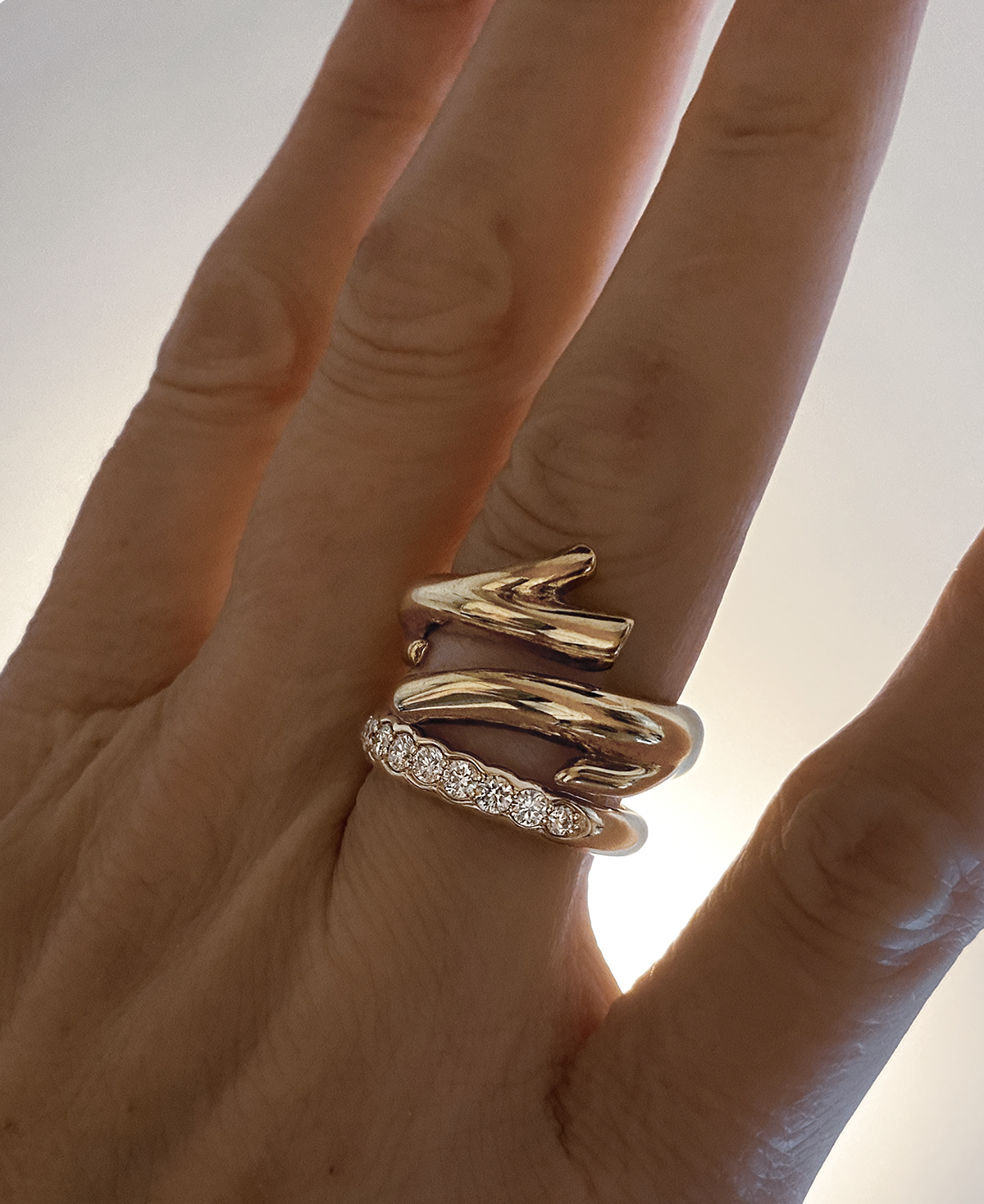 Coral Love Ring 14K / 18K Gold