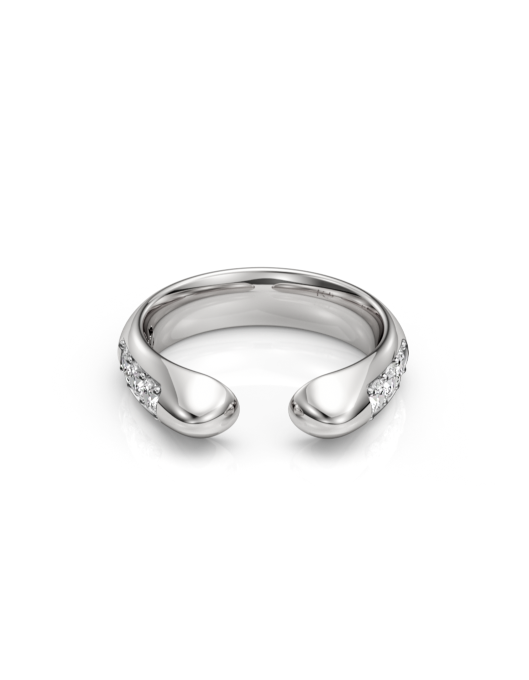 Sparkly Manta Kiss Ring