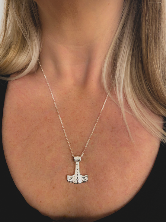 Load image into Gallery viewer, SHARK HAMMER NECKLACE - SMALL