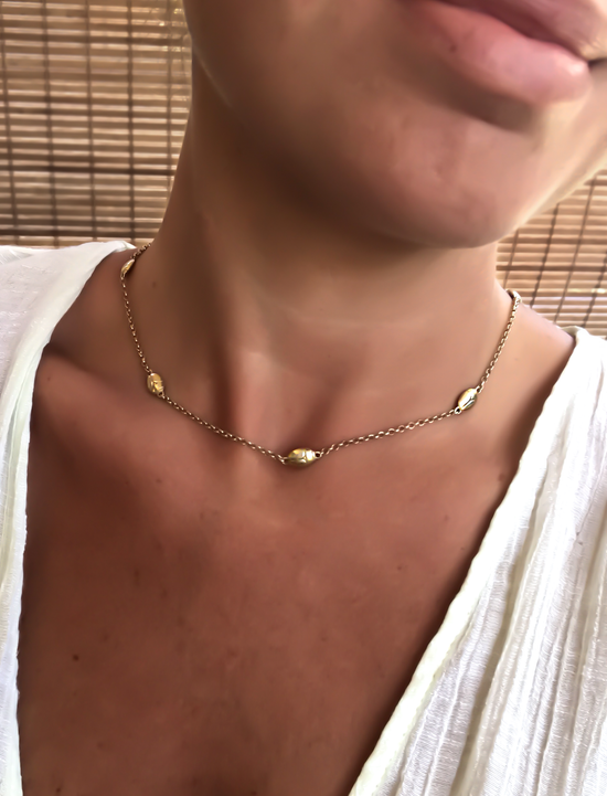 Load image into Gallery viewer, Lucky Bug Necklace 14k Gold