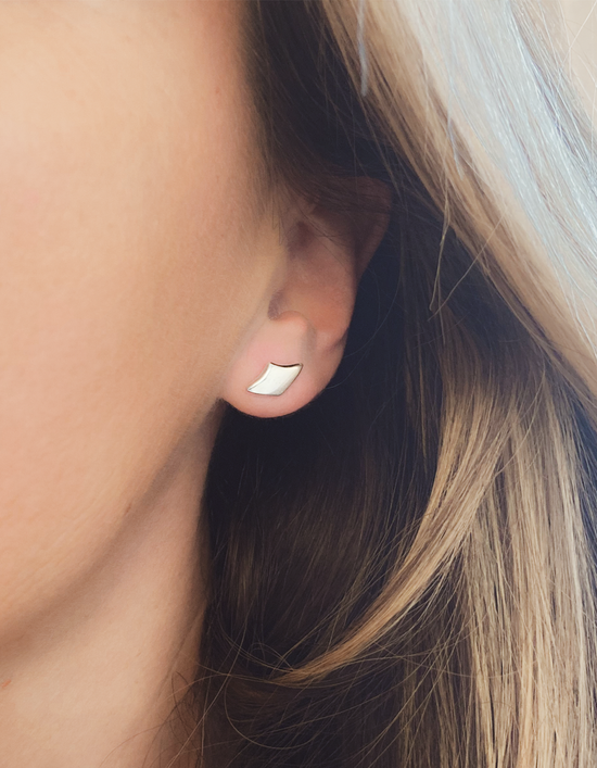 Manta Charmer Studs